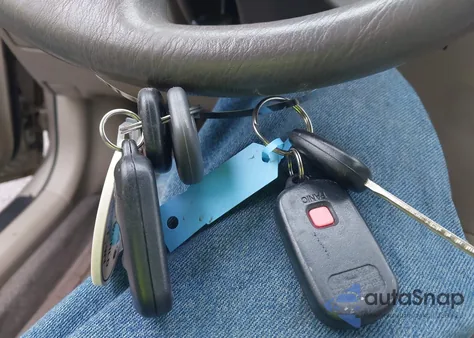 2006 Toyota Corolla Le z USA, uszkodzony, nr VIN 1NXBR32E56Z656040